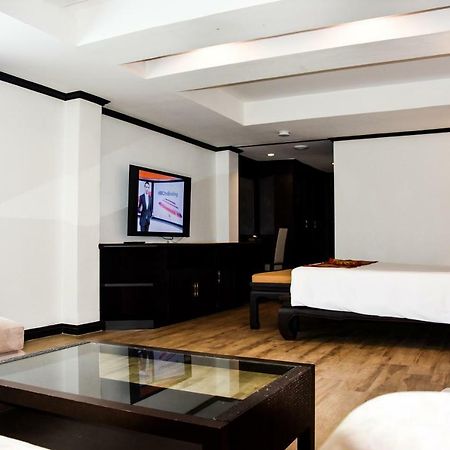 Pride Beach Resort - Adults Only Patong المظهر الخارجي الصورة
