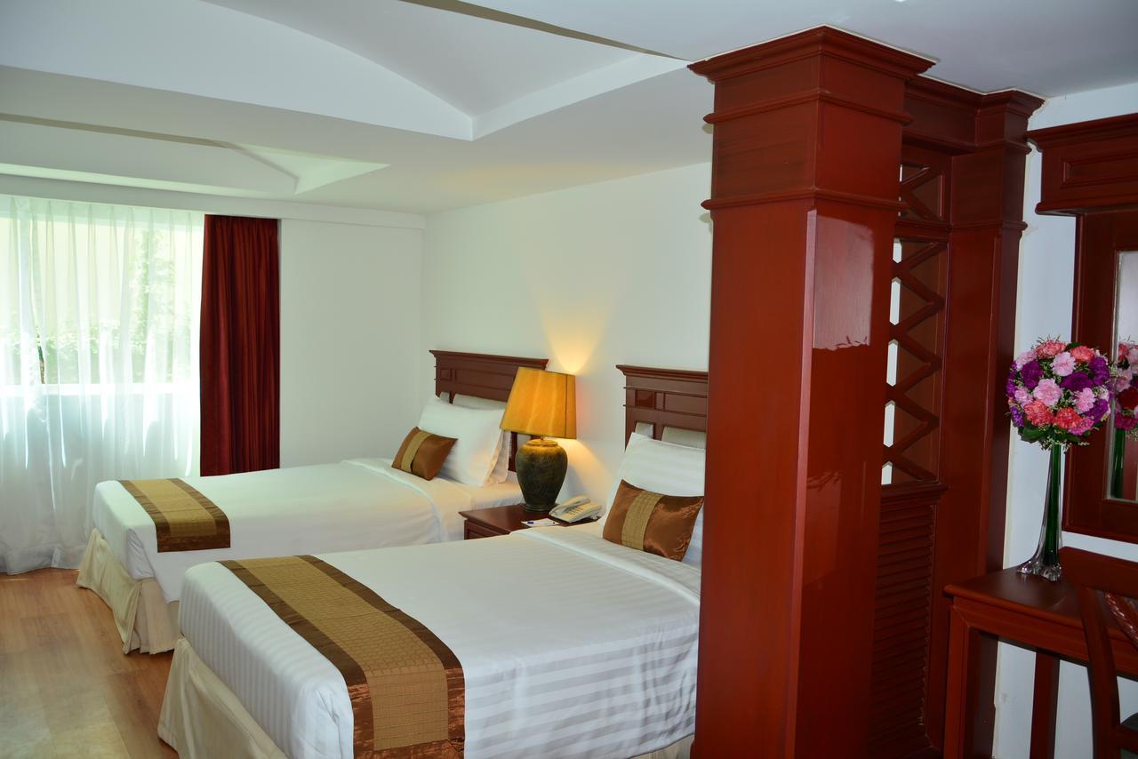Pride Beach Resort - Adults Only Patong المظهر الخارجي الصورة
