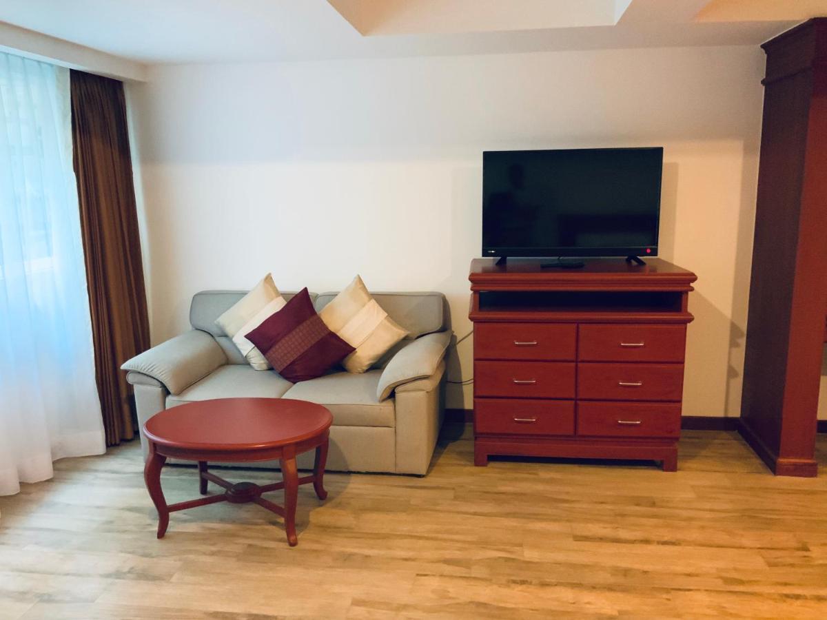 Pride Beach Resort - Adults Only Patong المظهر الخارجي الصورة