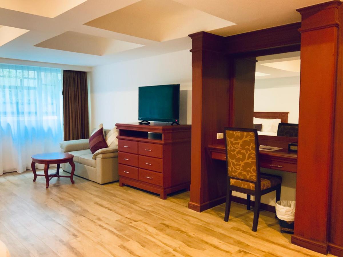 Pride Beach Resort - Adults Only Patong المظهر الخارجي الصورة